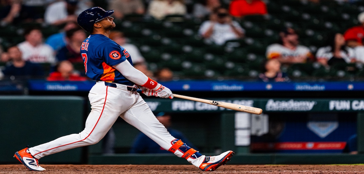 Encabezados por Hunter Brown Houston despega hacia el planeta octubre